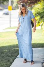 Load image into Gallery viewer, Sky&#39;s The Limit Maxi Dress
