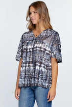 Load image into Gallery viewer, Wanderer Short Sleeve Top
