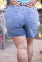 Load image into Gallery viewer, California Love Judy Blue Cut Off Shorts
