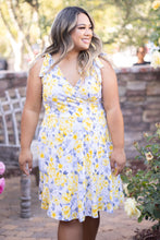 Load image into Gallery viewer, Sunshine &amp; Roses Dress
